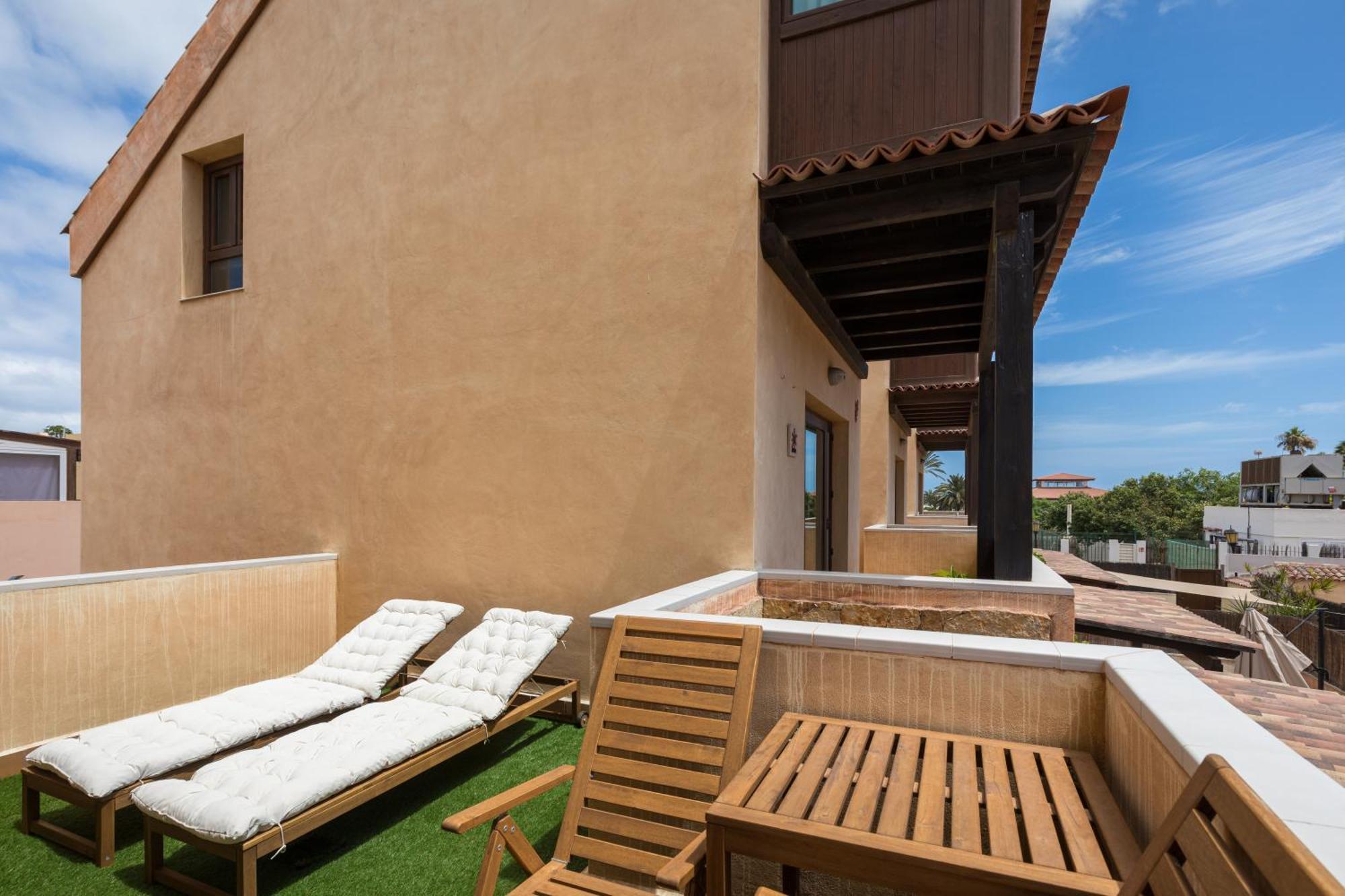 Sunset Beach 4 Bedroom Villa 200M To Beach+Fast Wifi คอร์ราเลโฮ ภายนอก รูปภาพ